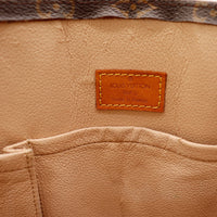 Intérieur cuir Sac Plat Louis Vuitton made in France — AMANA Vintage