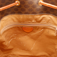 Détail coin inférieur Céline Seau Macadam frottements cuir cognac — AMANA Vintage