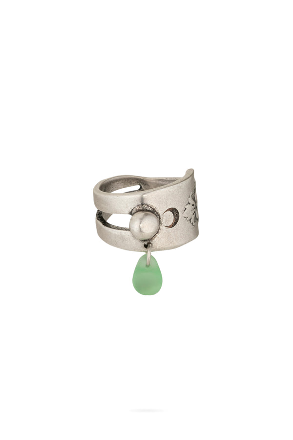 REASSEMBLED CUTLERY RING -REGENERATED-