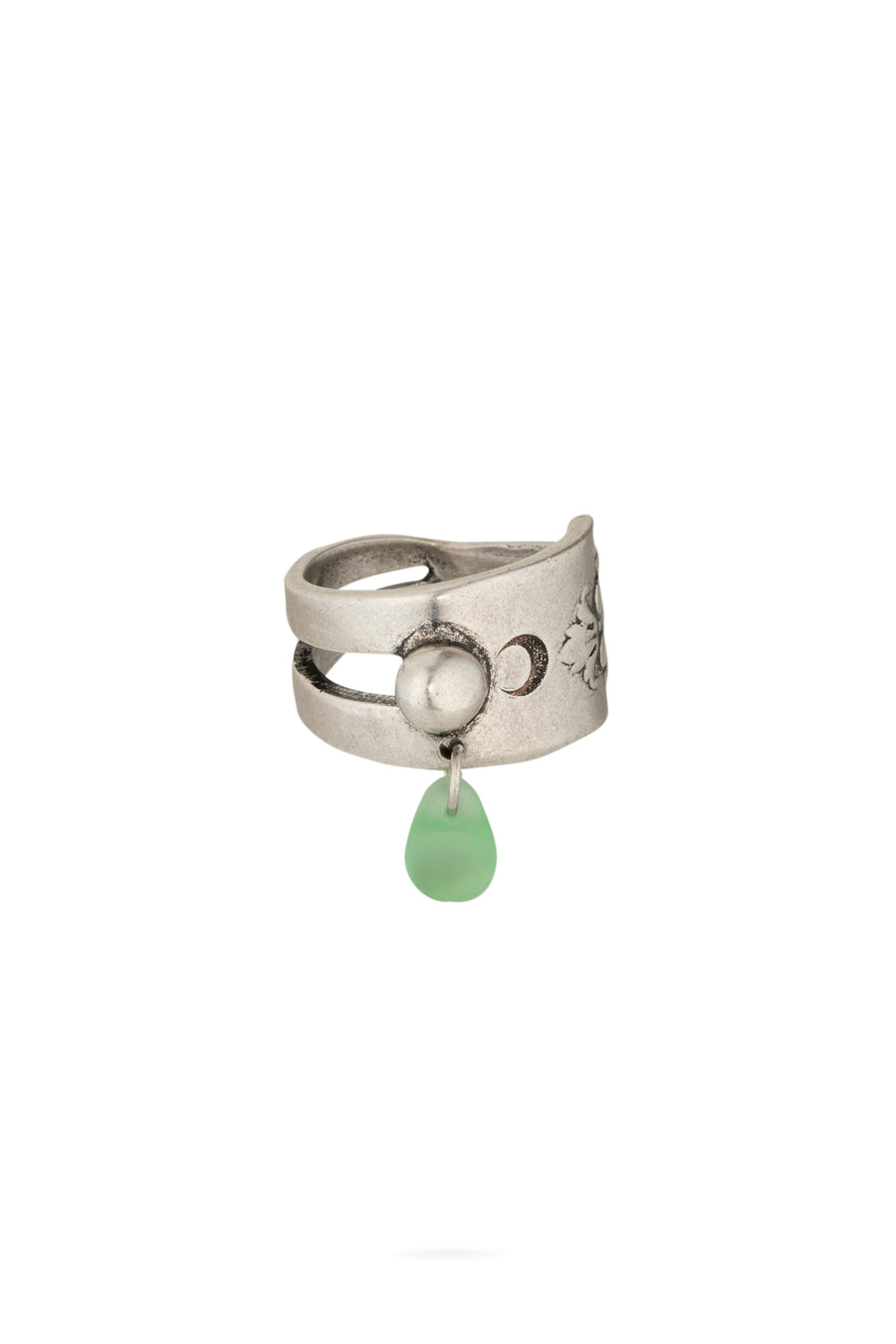 REASSEMBLED CUTLERY RING -REGENERATED-
